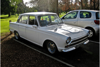 Ford Cortina